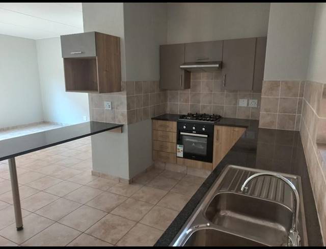 2 BEDROOM PROPERTY TO RENT IN RAVENSWOOD